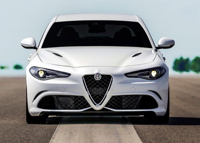 Alfa Romeo перенесла премьеру купе Giulia