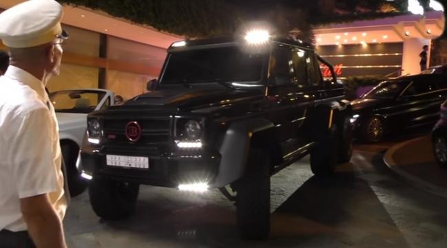 Огромный внедорожник арабского шейха не пустили в Монако из-за габаритов (ФОТО)