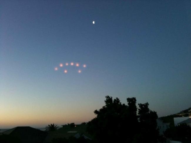 В небе над гавайским городком Оаху заметили армаду НЛО (ВИДЕО)