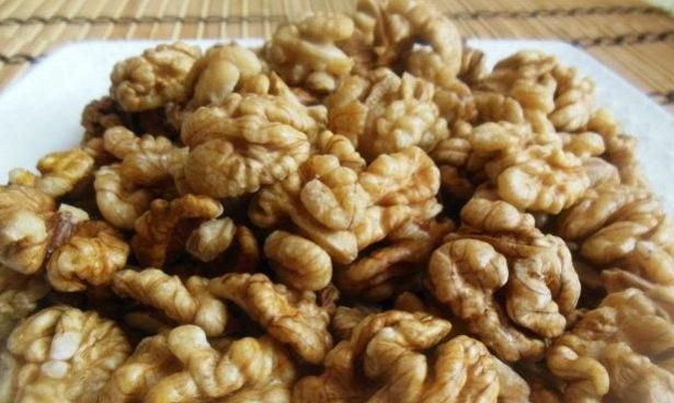 Грецкие орехи назвали «лекарством» от нездорового аппетита