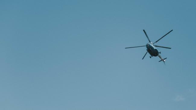 В Латвии во время авторалли разбился вертолет, есть жертвы