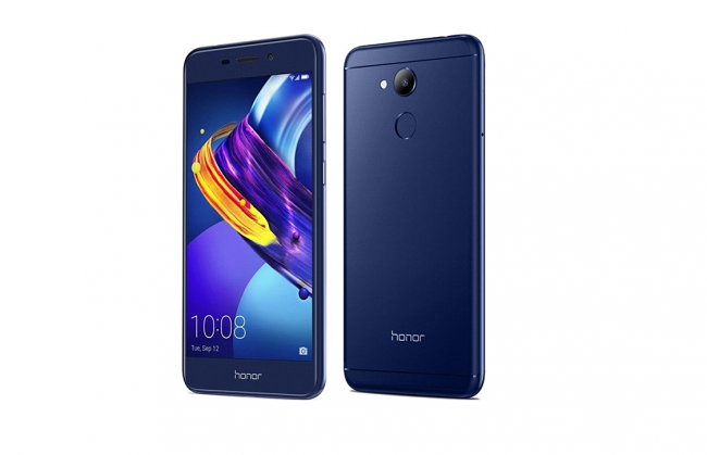 Huawei представила новый бюджетный смартфон (ФОТО)