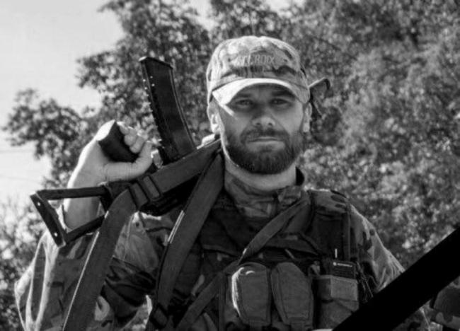 Основателя полка «Азов» нашли мертвым в лесу