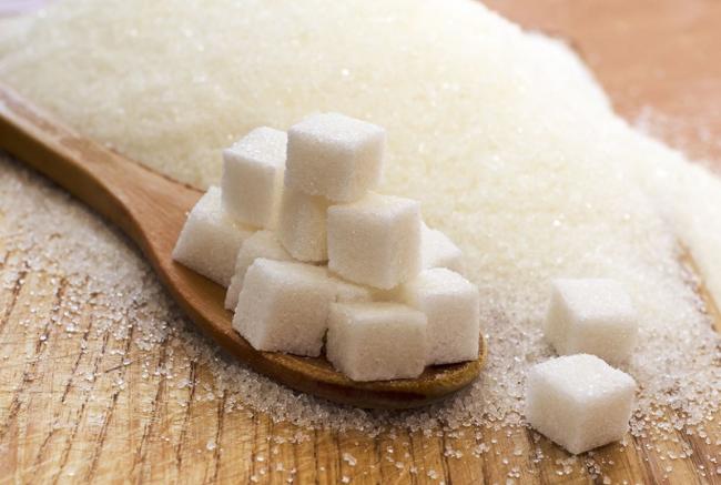 Специалисты выяснили, почему сахар стимулирует рост раковых опухолей