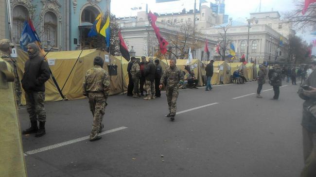 Митингующие под Верховной Радой озвучили план действий (ФОТО)