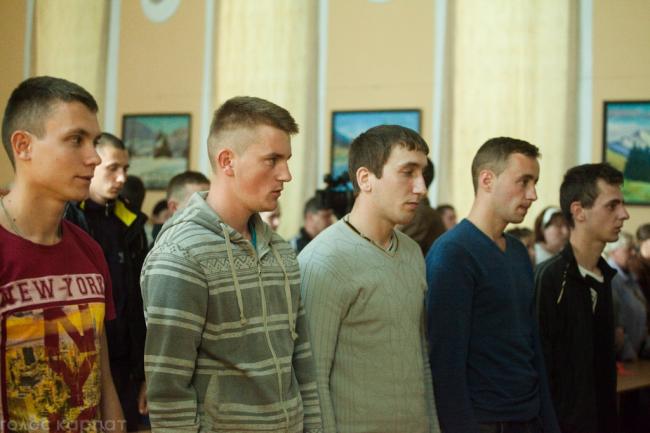 Во Львове полиция и военные ночью устроили «охоту» на призывников