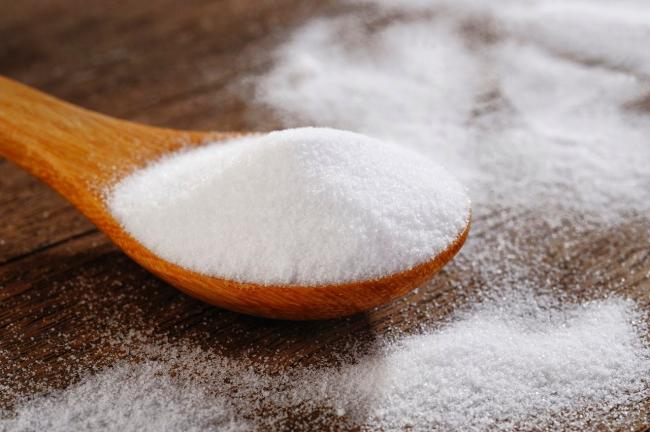 Ученые рассказали, почему люди не могут отказаться от соли