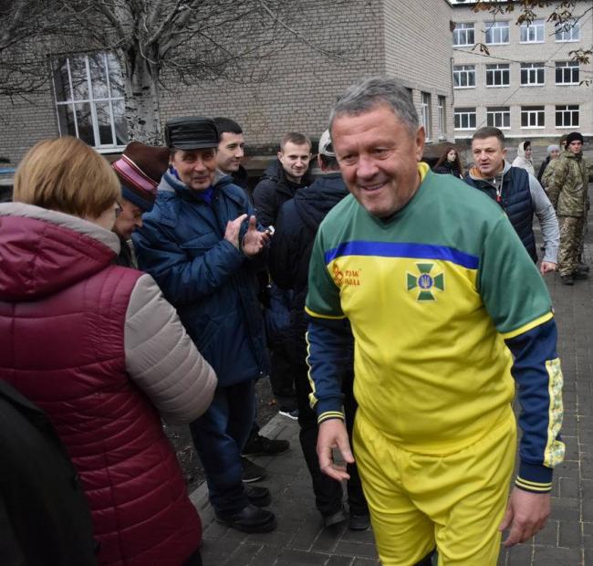 Легенды украинского футбола отправились в АТО (ФОТО)