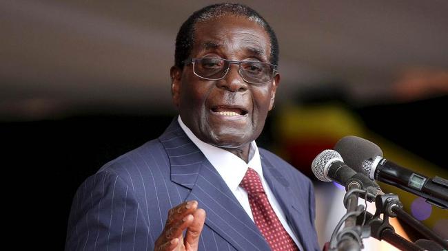 Президент Зимбабве сбежал из страны