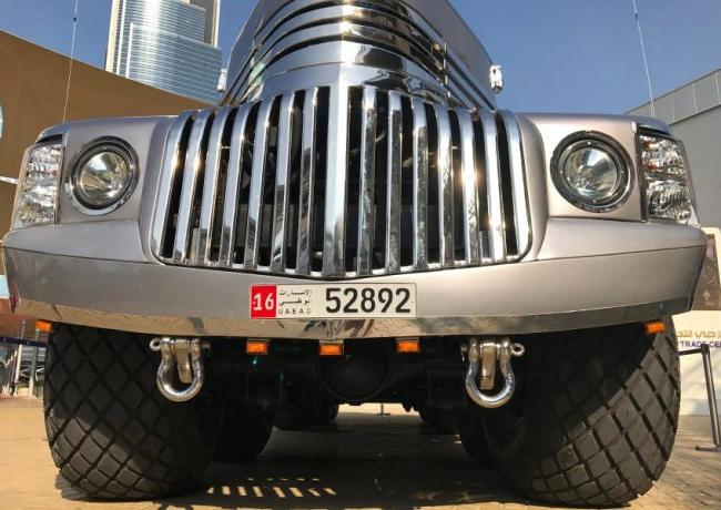 Полноприводный монстр: в Дубае показали самый большой в мире внедорожник (ФОТО)