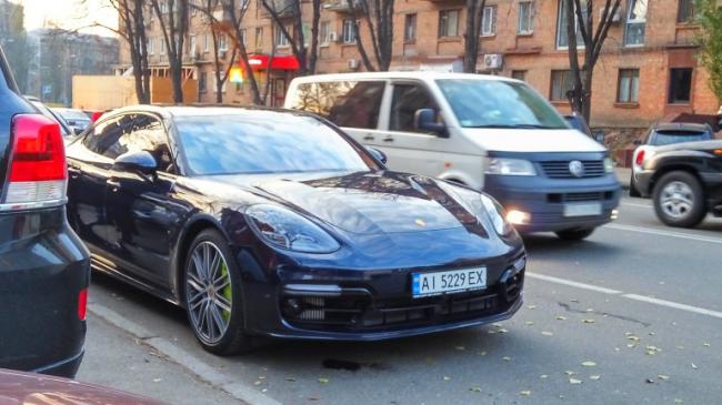 В Украине замечен самый мощный серийный суперкар Porsche (ФОТО)