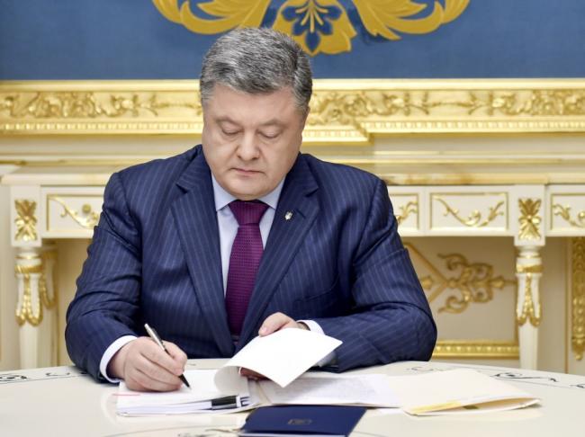 Порошенко подписал закон, благодаря которому Украина расширит объем экспорта товаров в ЕС