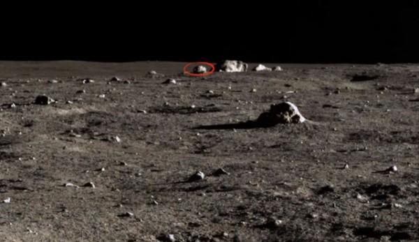 Ученые обнаружили на Луне инопланетного робота (ФОТО)