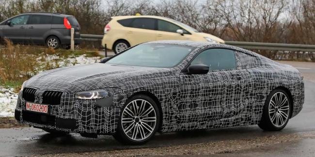 Немецкая компания BMW проводит испытания возрожденной модели (ФОТО)