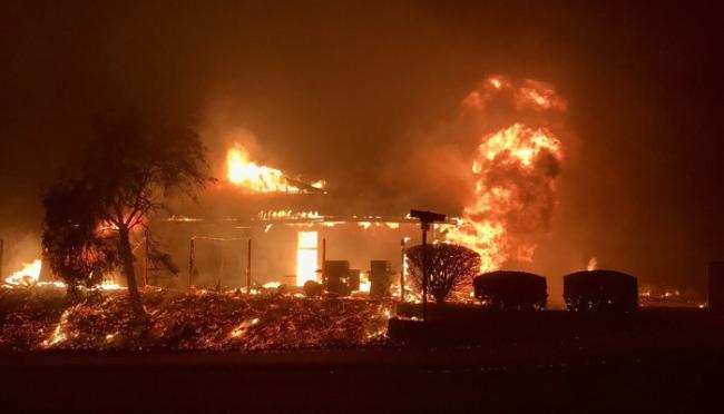 Пожар «Томас»: более 200 тысяч человек покинули свои дома