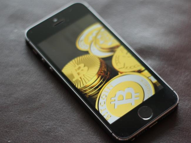 Разработчики научили смартфоны iPhone добывать биткоины