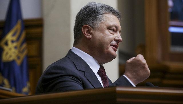 Президент Украины передал более трехсот тысяч гривен на благотворительность