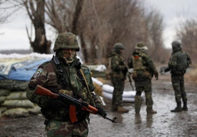 Боевики ранили двух украинских военных в зоне АТО