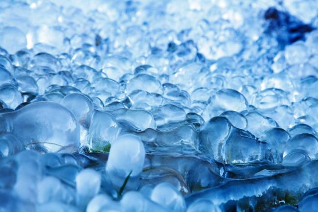 Ученые переохладили воду до рекордно низкой температуры‍