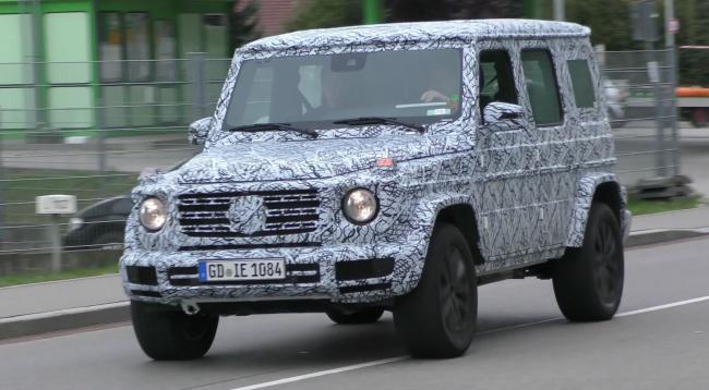 Компания Mercedes-Benz опубликовала снимок с тестами нового внедорожника (ФОТО)