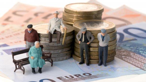 В Украине существенно изменится система начисления пенсий