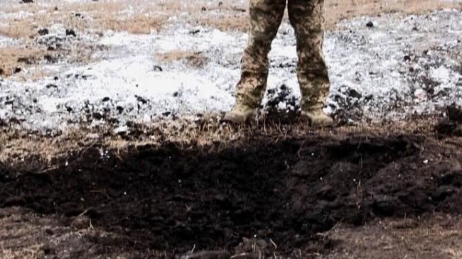 ОБСЕ зафиксировала на Донбассе воронки от 152-мм снарядов (ФОТО)