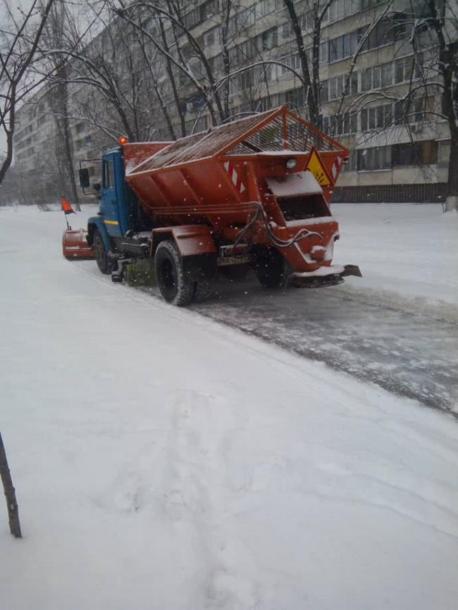 «Киевлянам нужно ездить на автобусах», – КГГА (ФОТО)