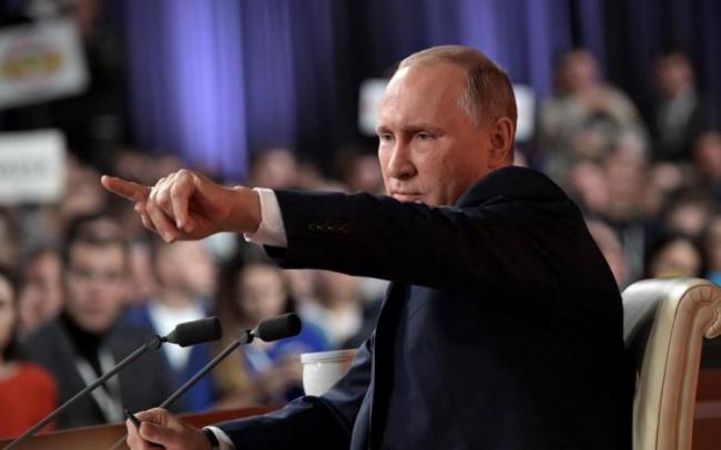 Неудобная ситуация: Владимир Путин опозорился перед российскими военными