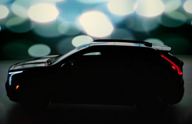Cadillac раскрыл детали внешности самого маленького кроссовера