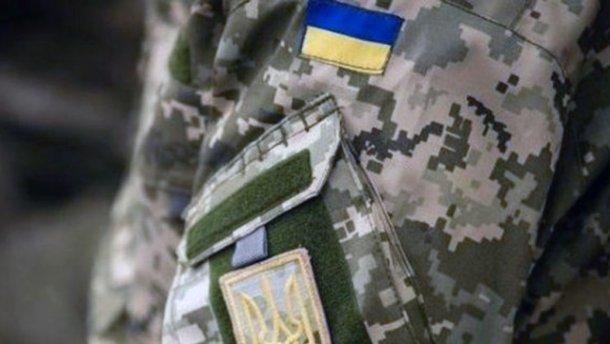 В Донецкой области найден мертвый мужчина в военной форм