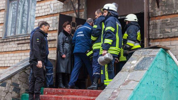 В Днепровской школе пожар: проходит эвакуация