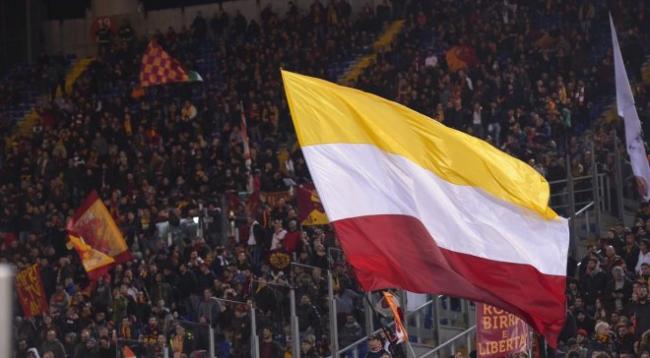 Флаги ДНР на матчах Шахтера: появилась реакция УЕФА