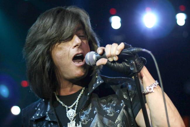 Бывший вокалист легендарной группы Deep Purple был госпитализирован