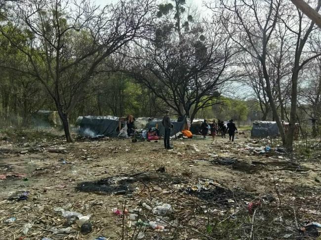 Последнее ромское предупреждение: люди в форме выселяют табор под Киевом