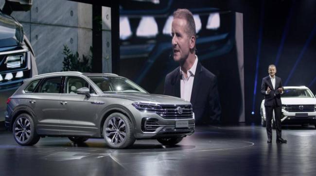 Долгожданная премьера: компания Volkswagen представила новый высокотехнологичный автомобиль (ФОТО)