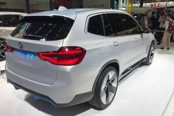 Первый полностью электрический кроссовер от BMW готовится к производству (ФОТО)
