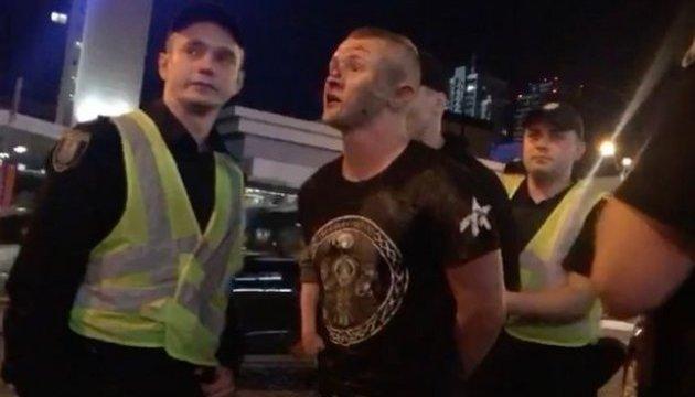 В Киеве неизвестные в масках напали на фанатов "Ливерпуля" - СМИ