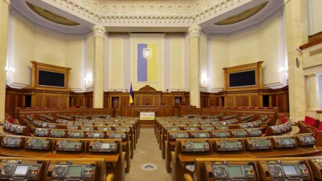 Депутат Верховной Рады рассказал, когда в Украине могут быть назначены досрочные выборы в парламент