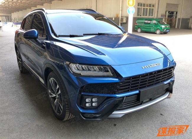 "Бюджетная новинка": в Китае представили клон автомобиля Lamborghini (ФОТО)