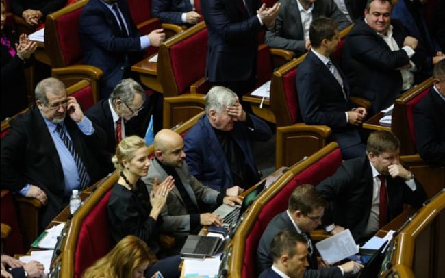 Петр Порошенко надеется, что Верховная Рада проголосует за снятие депутатской неприкосновенности