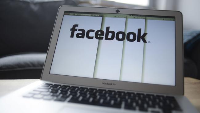Facebook по ошибке разблокировал тысячи пользователей из "черных списков"