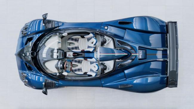 Эксклюзивный суперкар Pagani стал самым дорогим авто в мире (ФОТО)