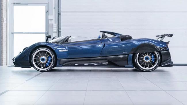 Эксклюзивный суперкар Pagani стал самым дорогим авто в мире (ФОТО)