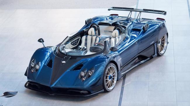 Эксклюзивный суперкар Pagani стал самым дорогим авто в мире (ФОТО)