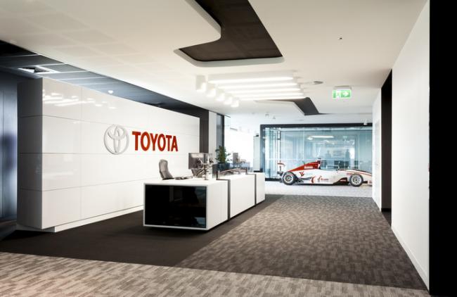 Квартальная прибыль автогиганта Toyota выросла более чем на 7%