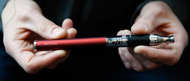 В украинском парламенте предлагают обложить акцизом электронные сигареты