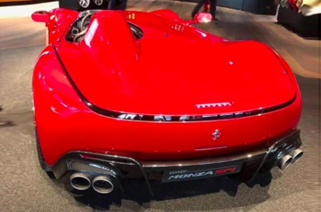 Рассекречен самый невероятный суперкар Ferrari в истории (ФОТО)
