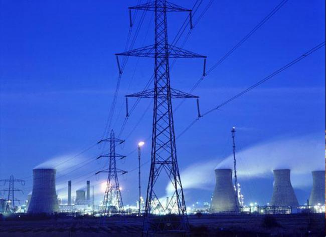 Эксперт рассказал, сколько украинцы переплачивают за электроэнергию из-за "Роттердам+"