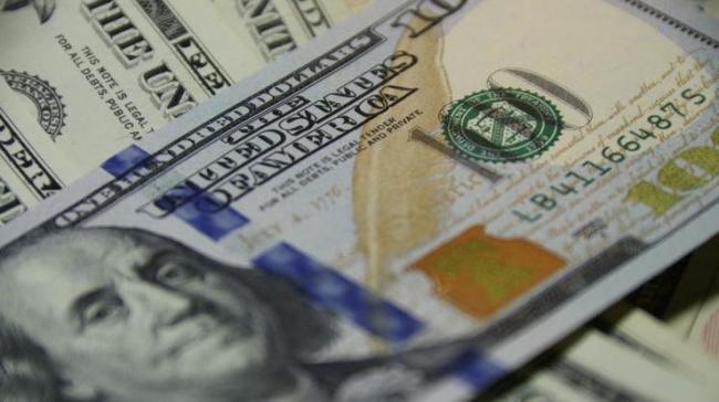 Доллар в Украине продолжит рост, - эксперты