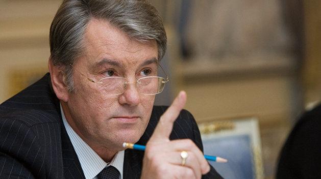 Бывший президент Украины о военном положении: "Прошу общество объединиться и поддержать Порошенко"
